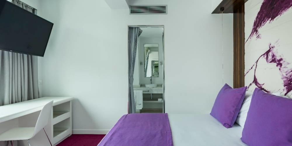 รูมเมท เอมม่า Hotel บาร์เซโลนา ภายนอก รูปภาพ